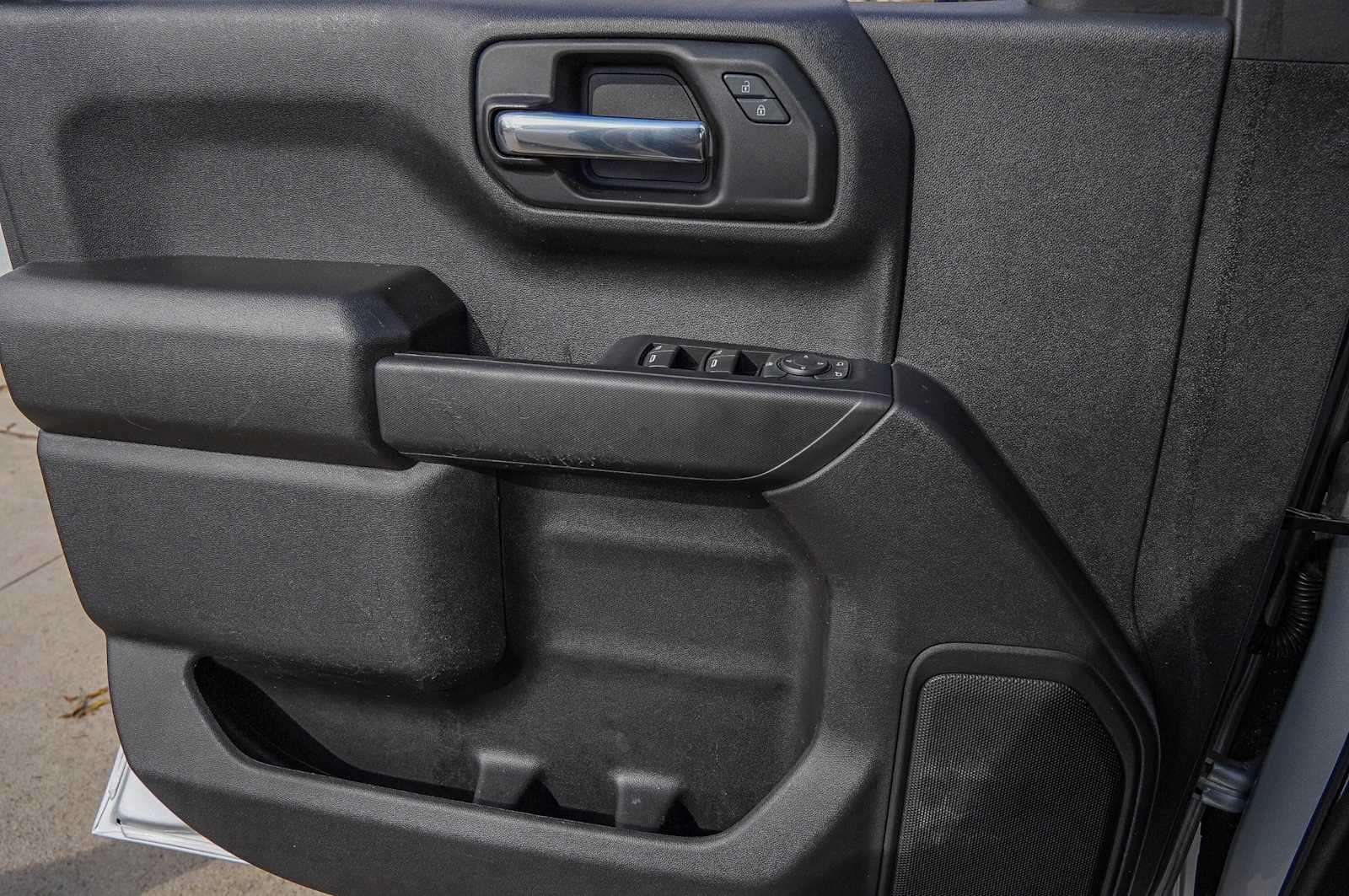 Thumbnail: 2022 Chevrolet Silverado 1500 - 19