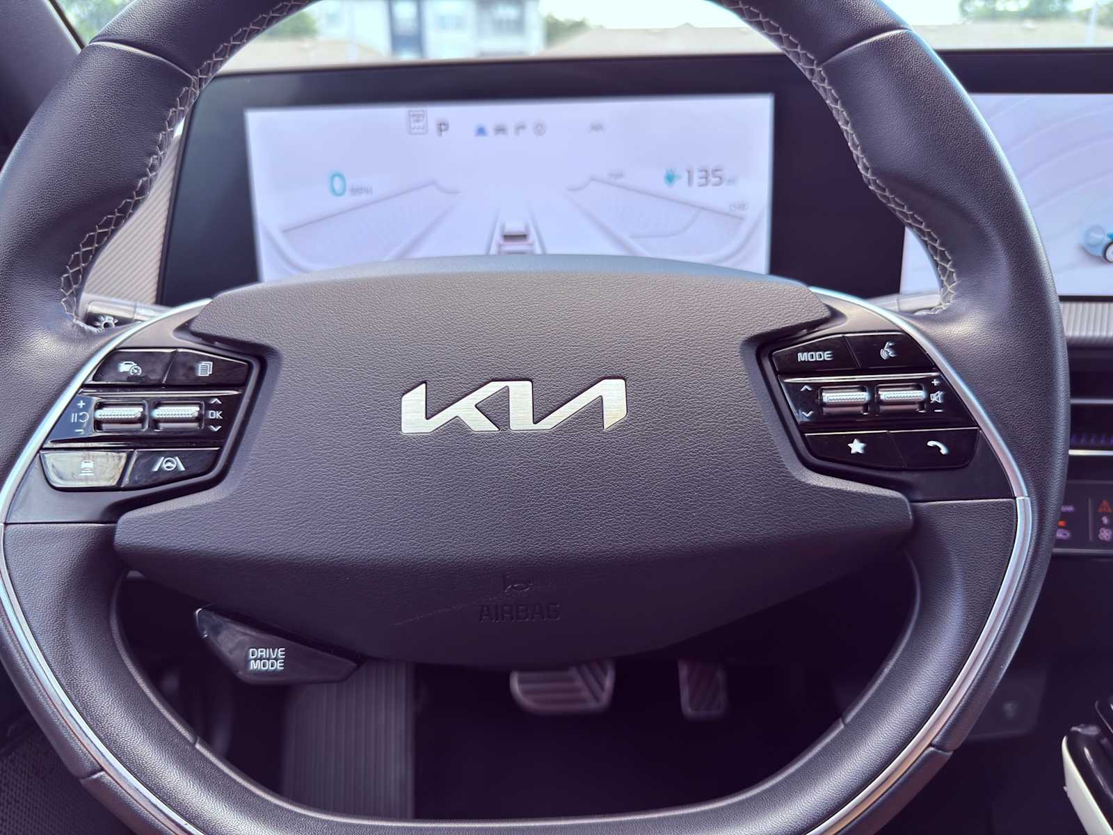 Thumbnail: 2024 Kia EV6 - 13