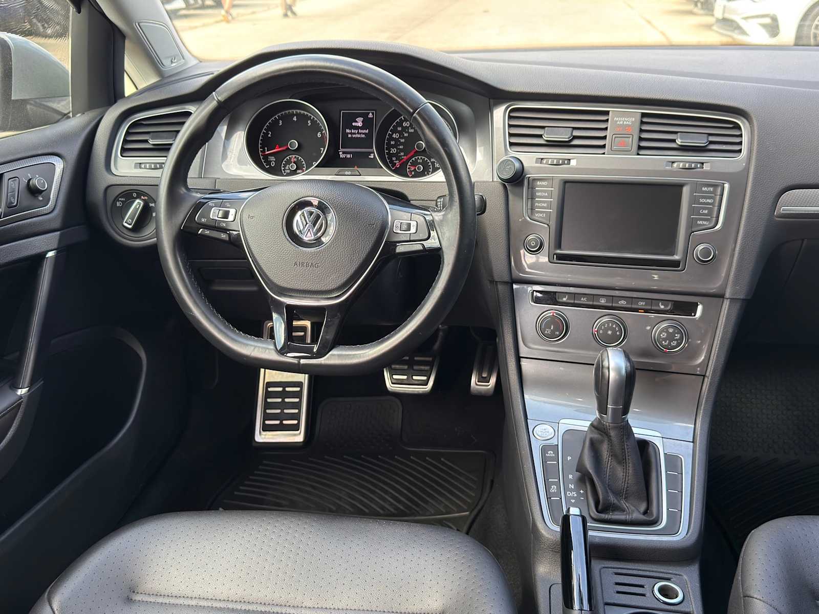 Thumbnail: 2020 Kia Sorento - 25