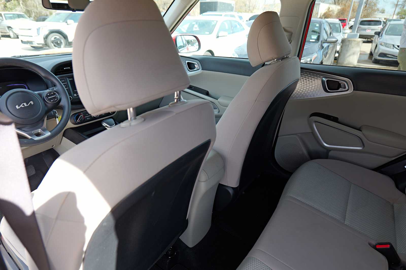 Thumbnail: 2025 Kia Soul - 28