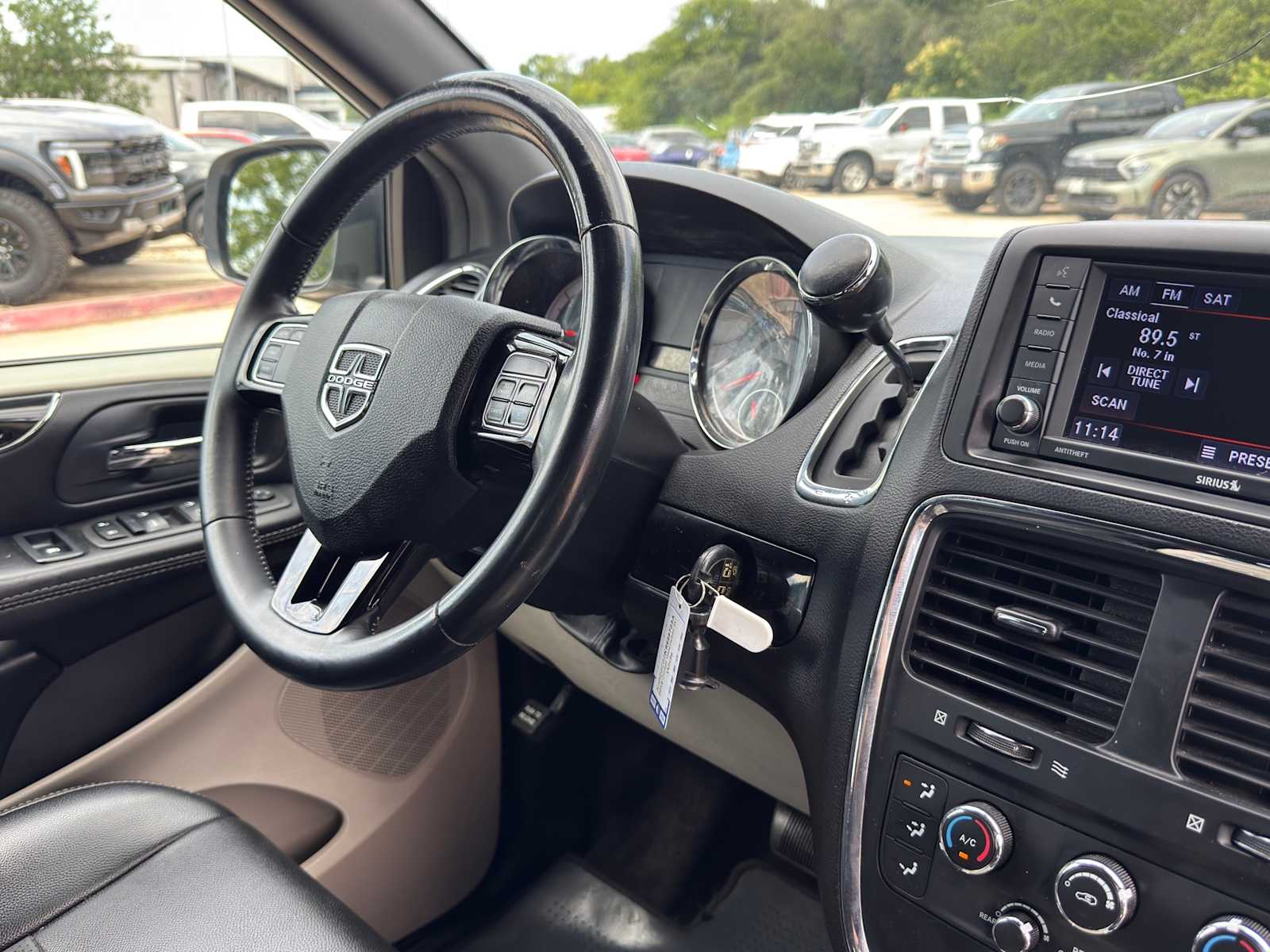 Thumbnail: 2019 Dodge Grand Caravan - 31