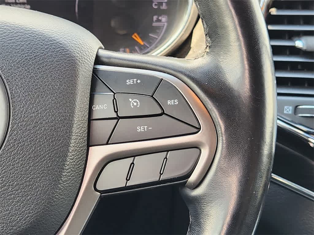 Thumbnail: 2020 Jeep Grand Cherokee - 25