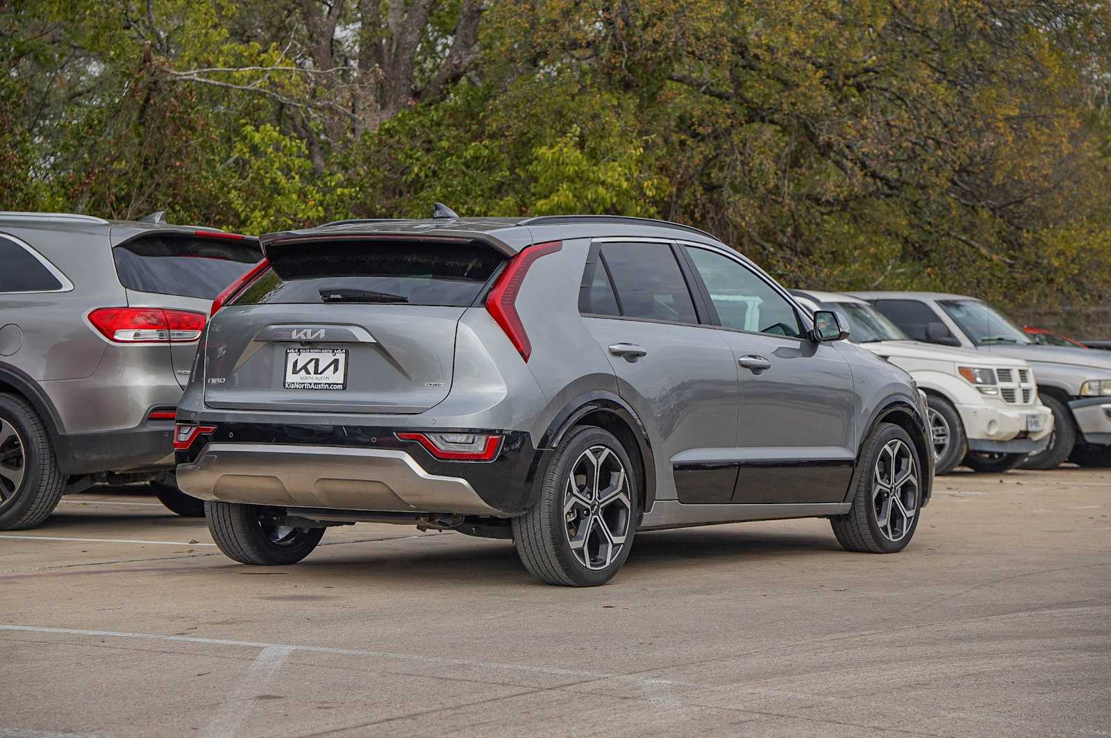 Thumbnail: 2024 Kia Niro - 6