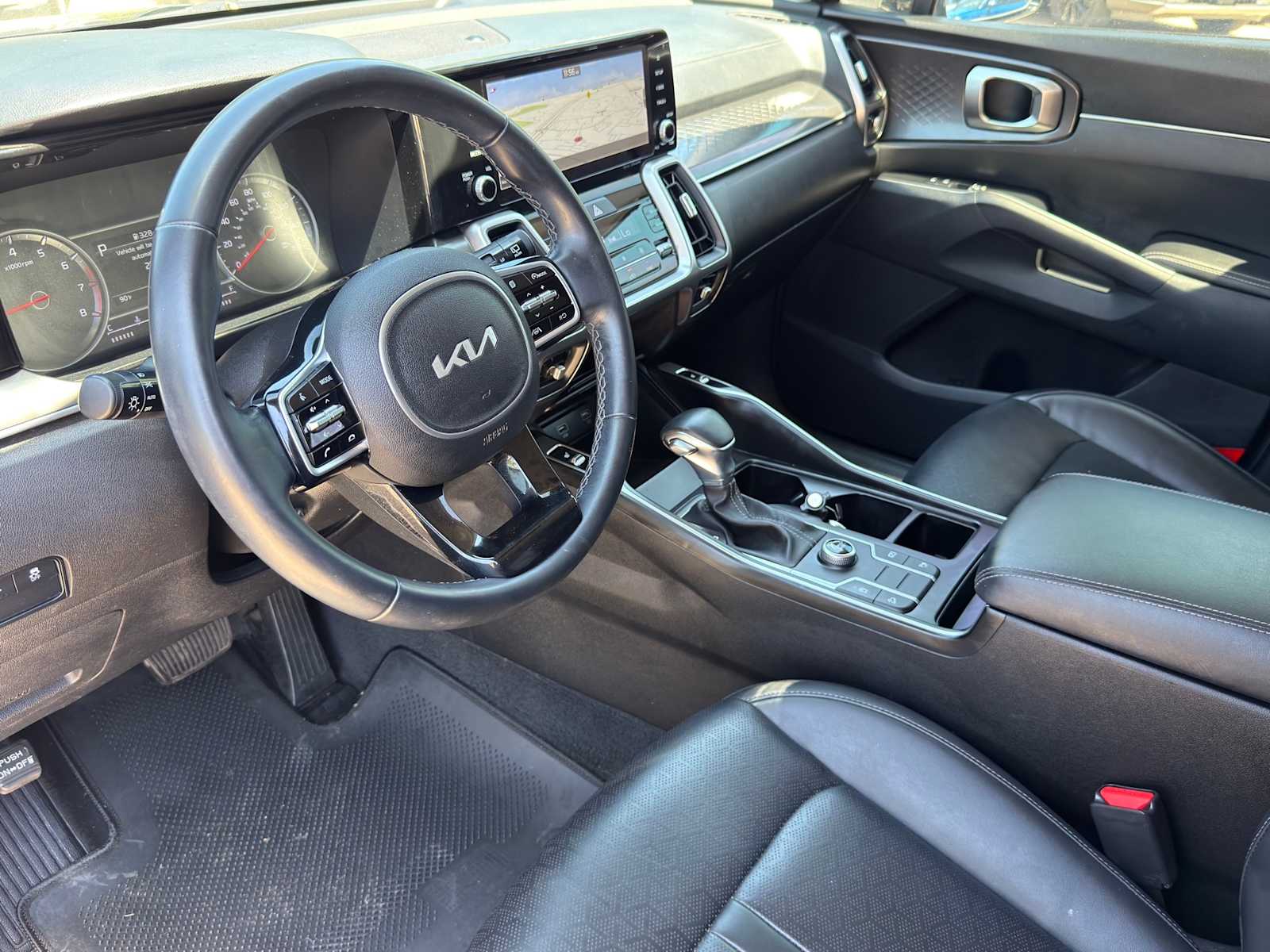 Thumbnail: 2022 Kia Sorento - 11