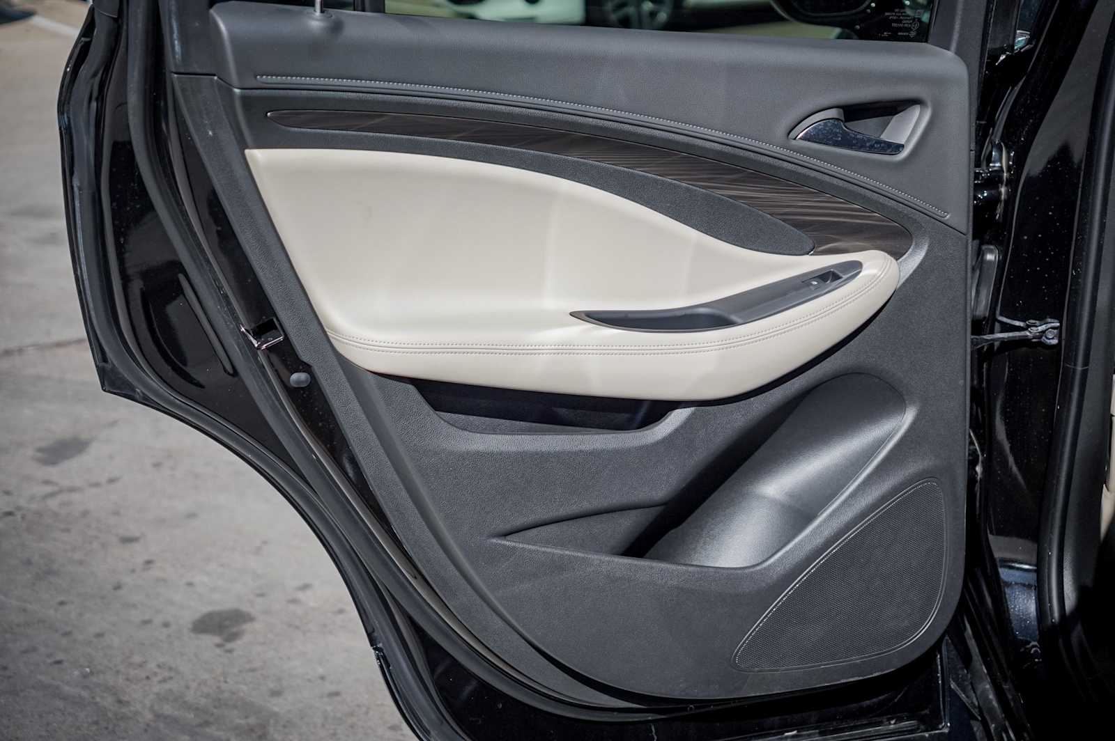 Thumbnail: 2020 Buick Envision - 30