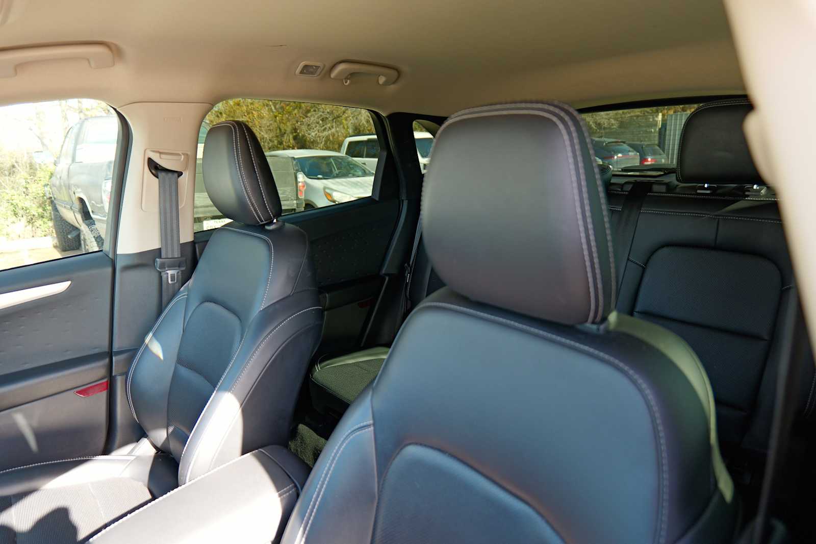 Thumbnail: 2020 Ford Escape - 11