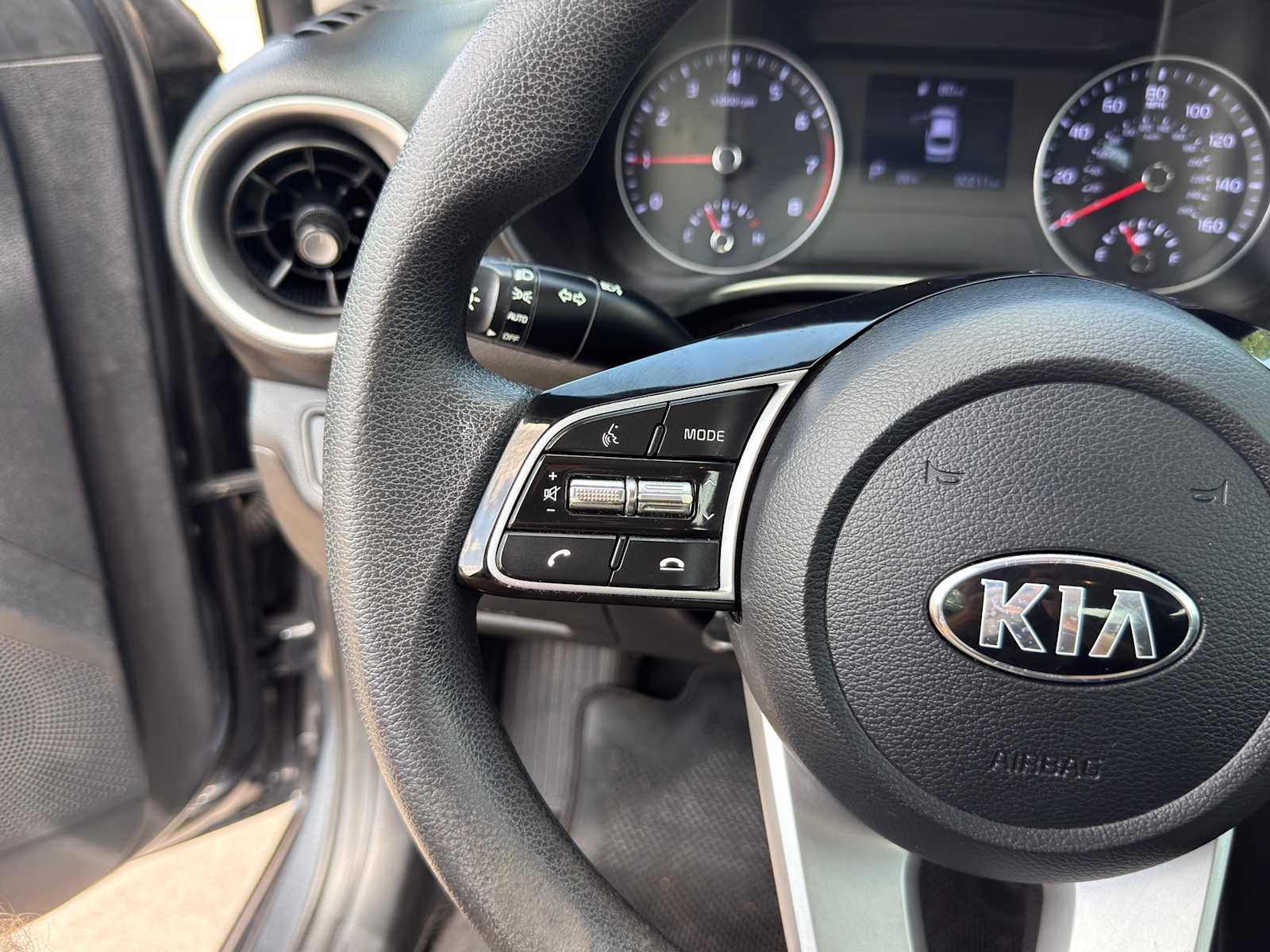 Thumbnail: 2019 Kia Forte - 14