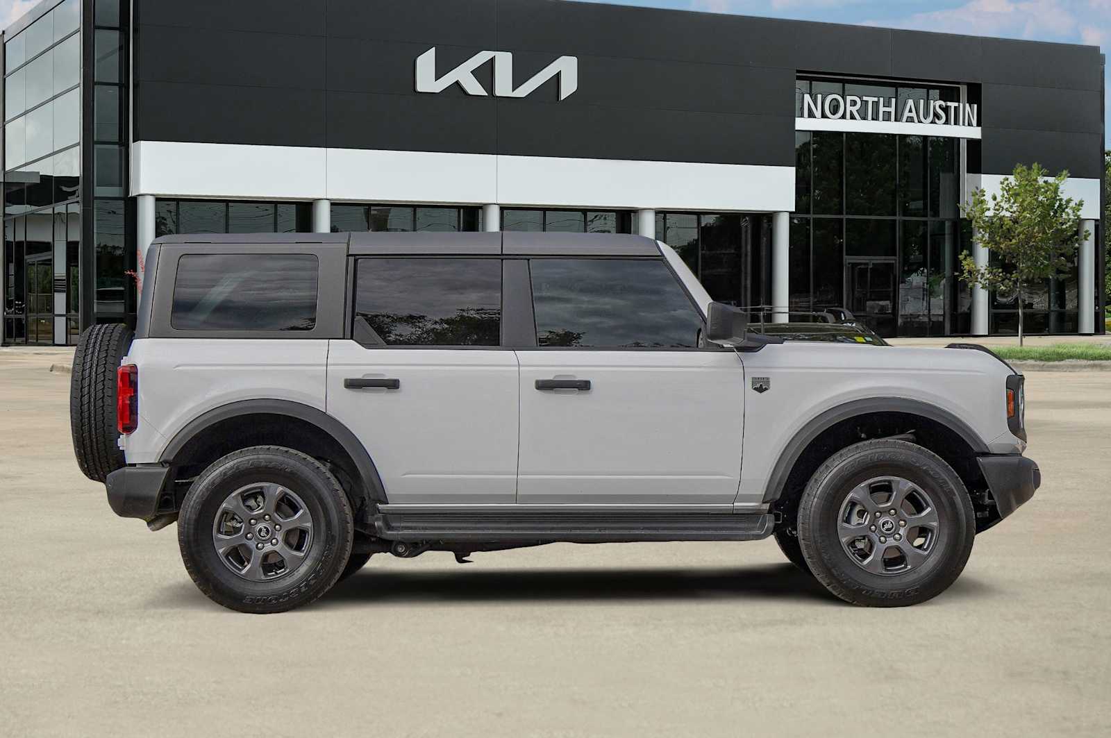 Thumbnail: 2025 Ford Bronco - 7