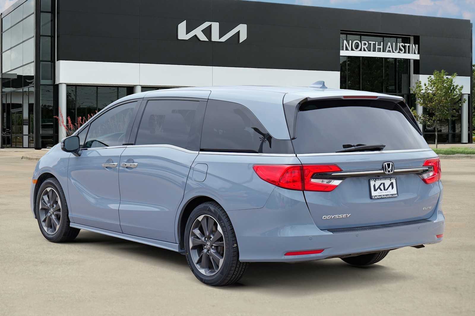 Thumbnail: 2023 Honda Odyssey - 5