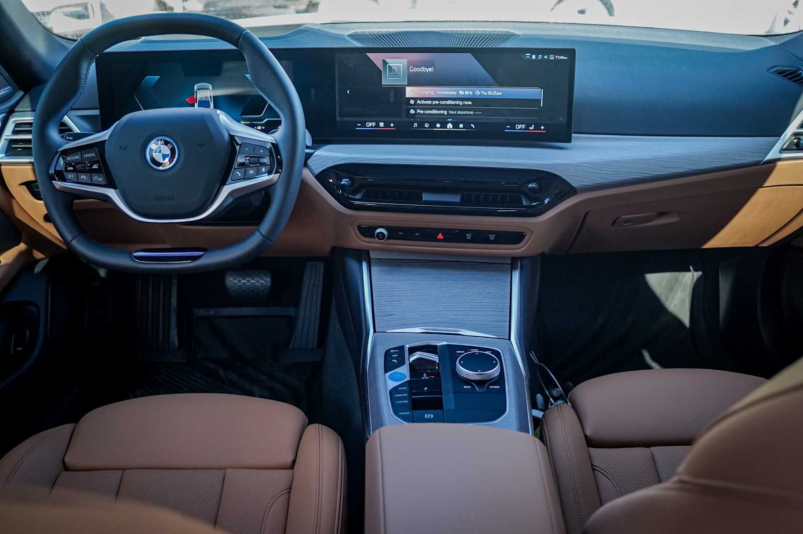 Thumbnail: 2025 BMW i4 - 24