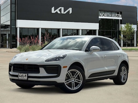 2024 Porsche Macan SUV