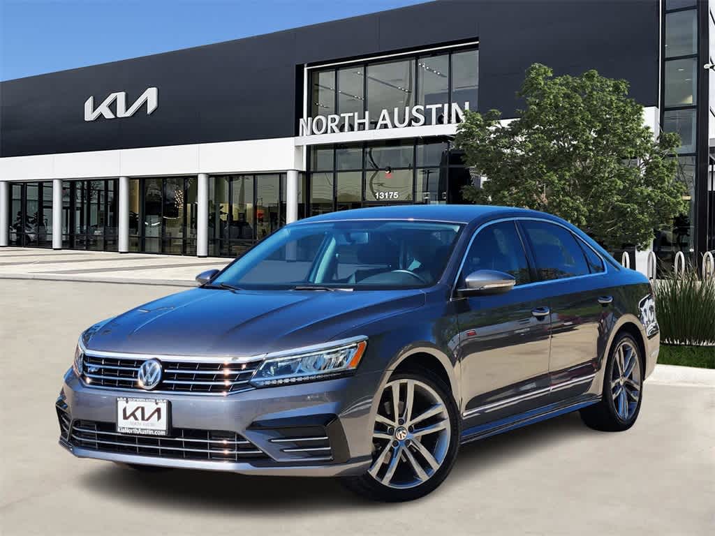 Thumbnail: 2016 Volkswagen Passat - 1
