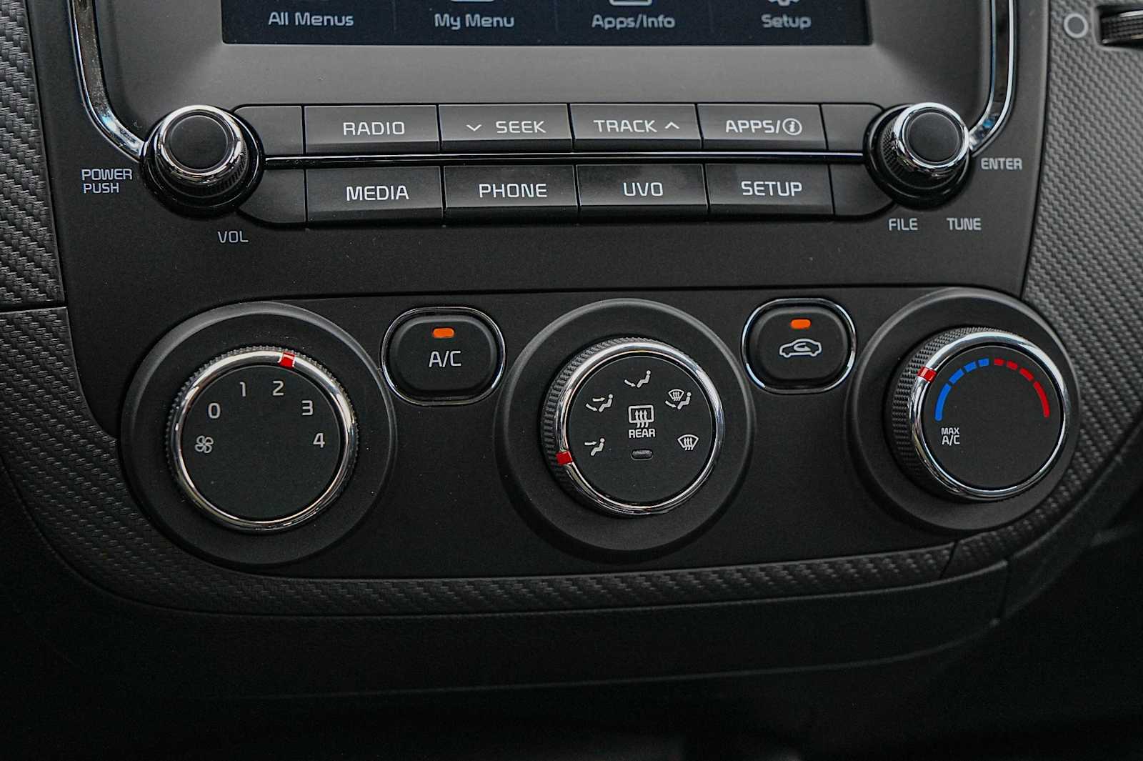 Thumbnail: 2017 Kia Forte - 20