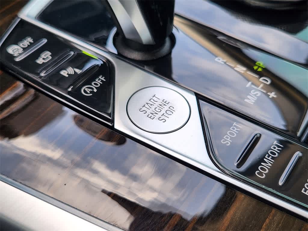 Thumbnail: 2020 BMW X7 - 21