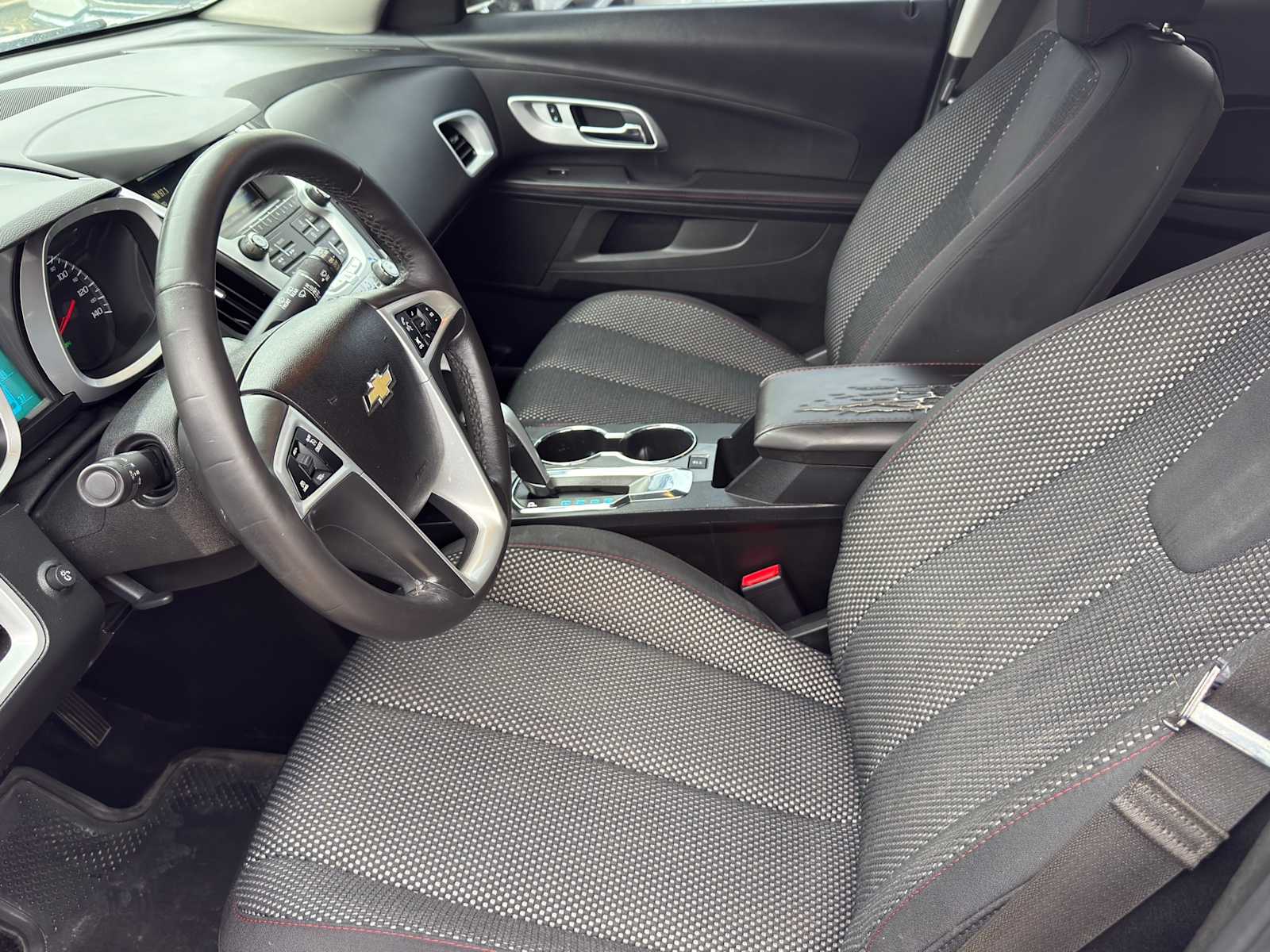 Thumbnail: 2015 Chevrolet Equinox - 8
