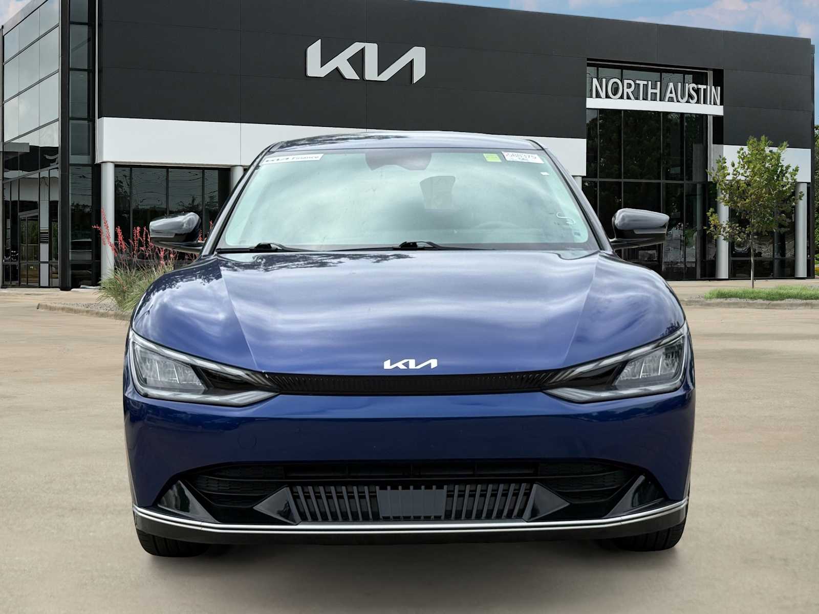 Thumbnail: 2023 Kia EV6 - 4