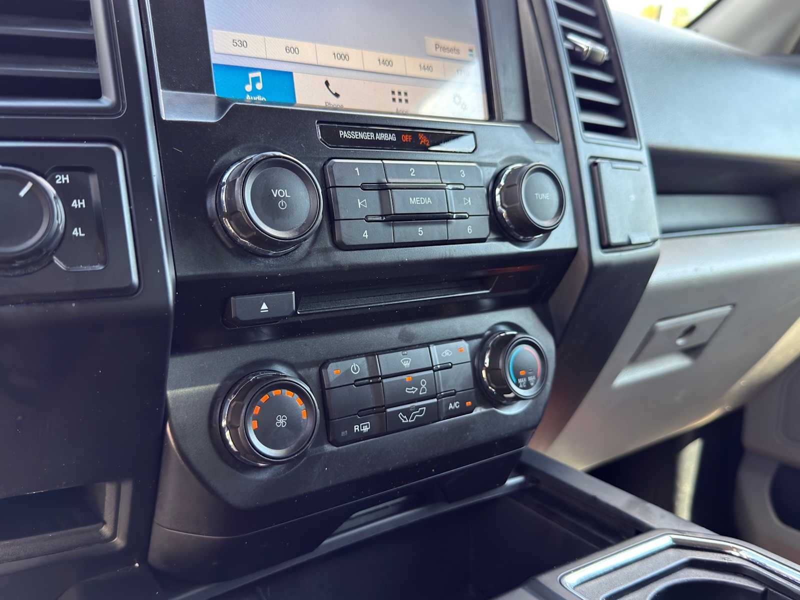 Thumbnail: 2017 Ford F-150 - 17