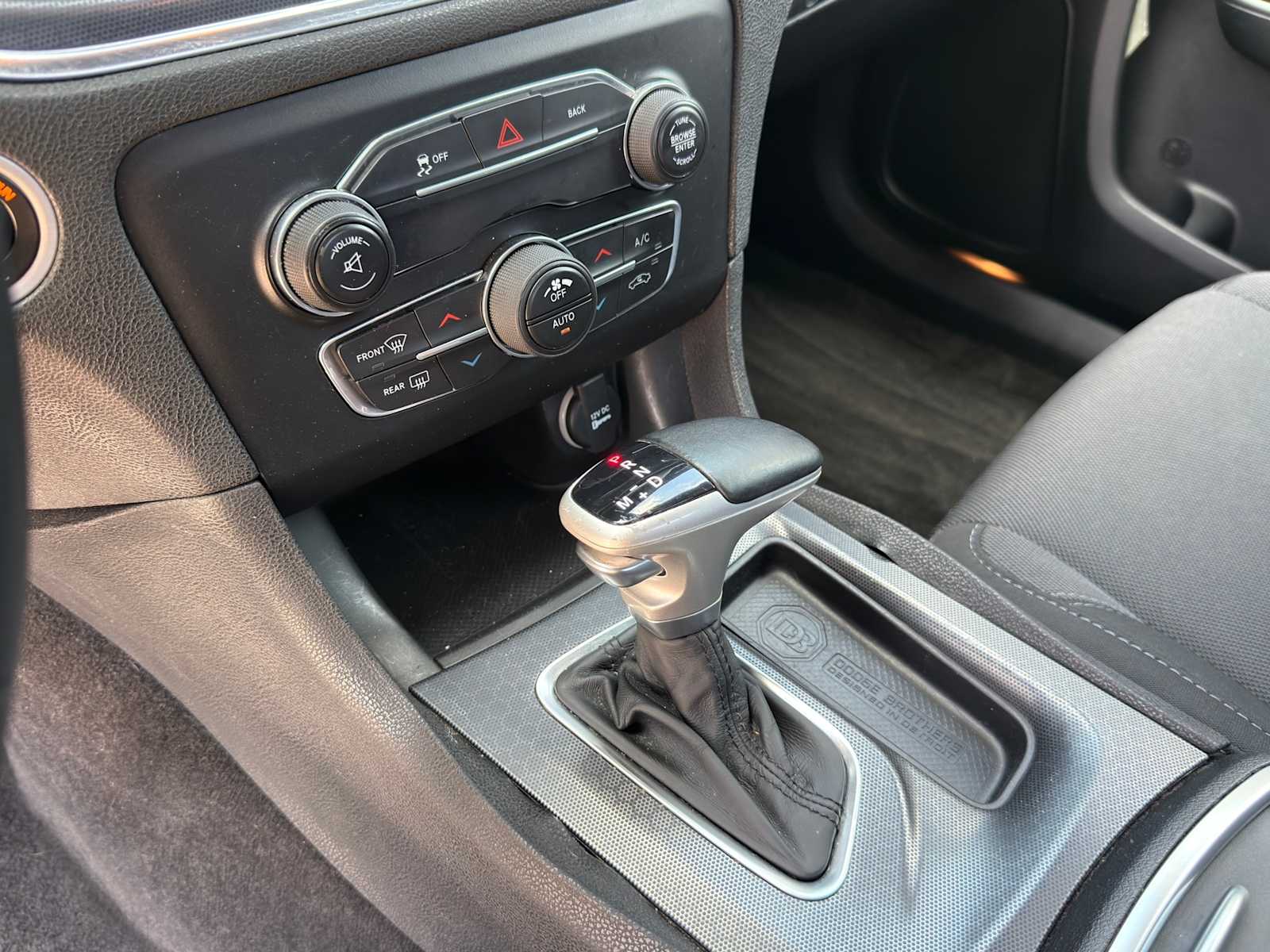 Thumbnail: 2016 Dodge Charger - 14