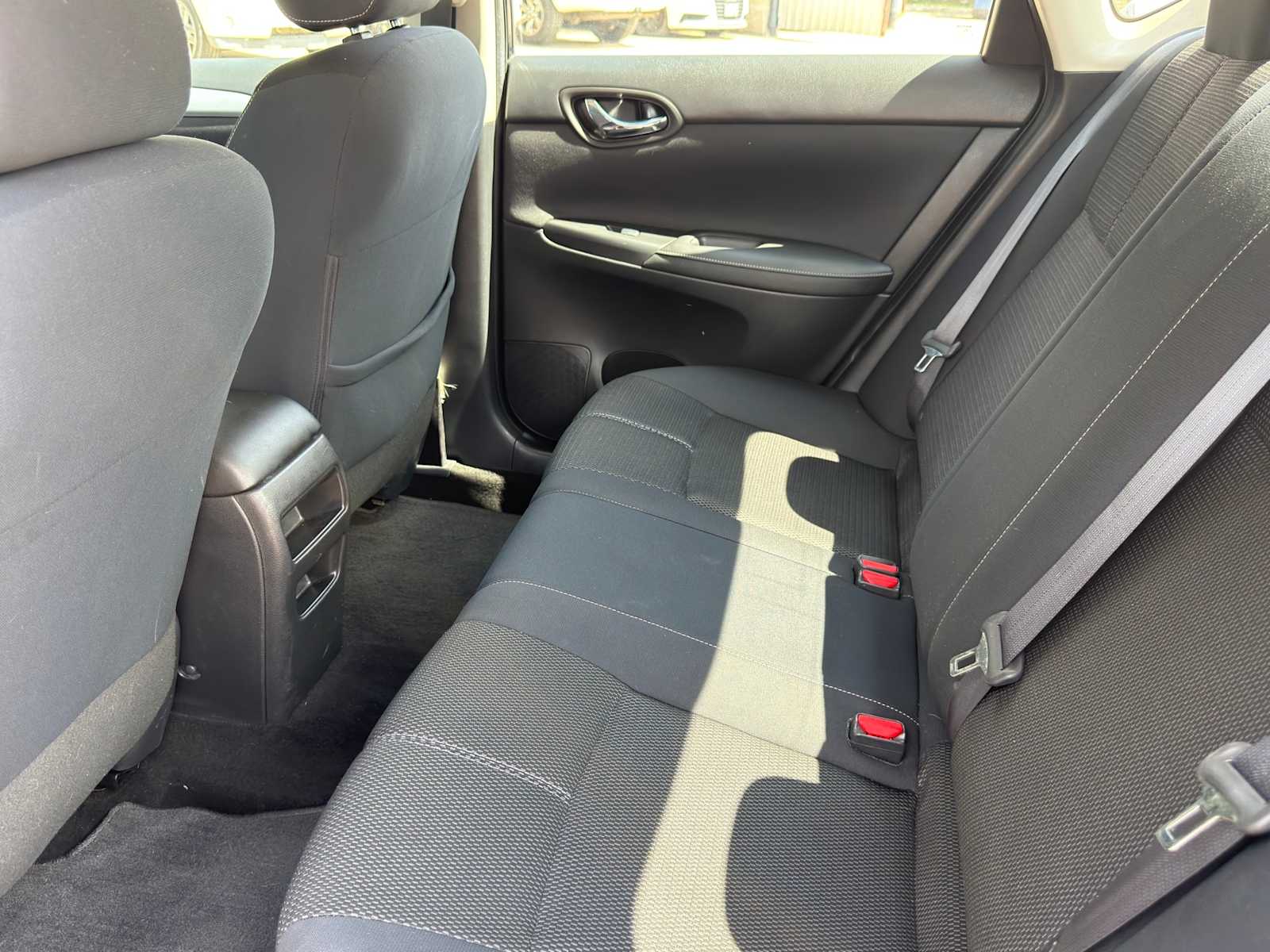 Thumbnail: 2017 Nissan Sentra - 23