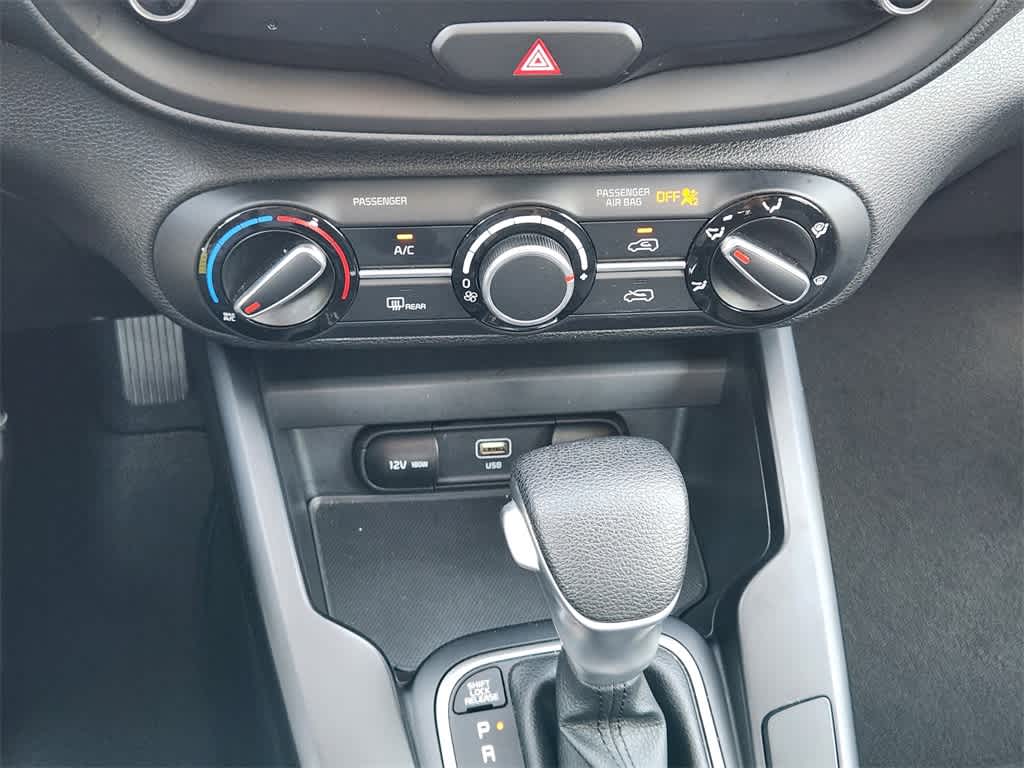 2023 Kia Soul LX 19