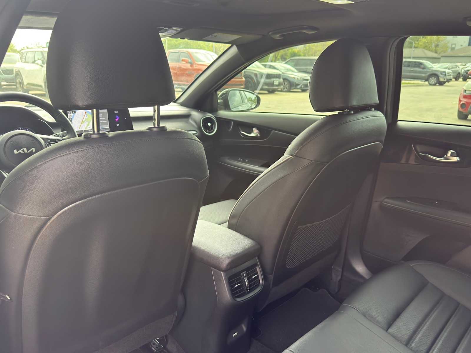 Thumbnail: 2024 Kia Forte - 30