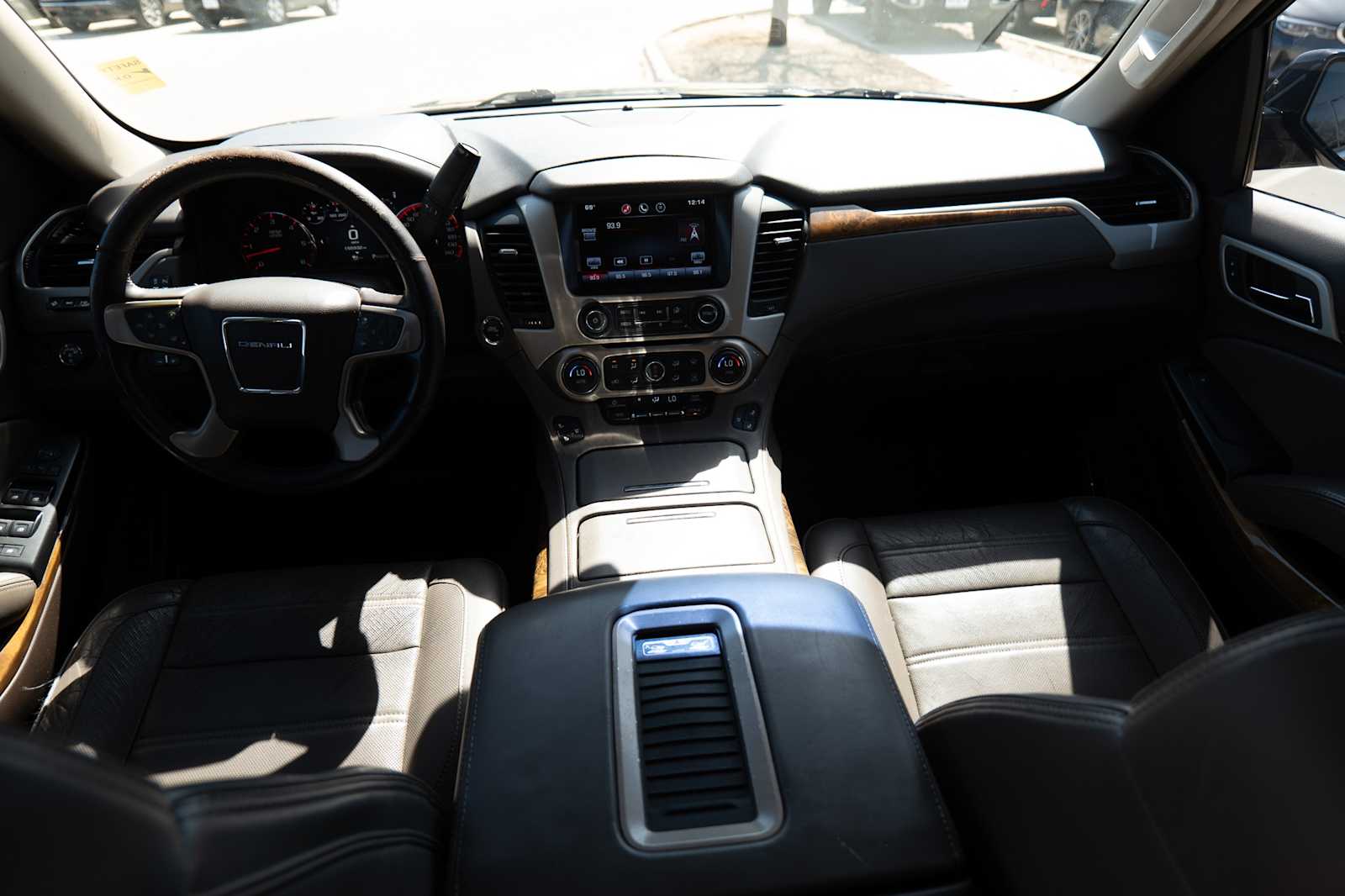 Thumbnail: 2015 GMC Yukon - 26