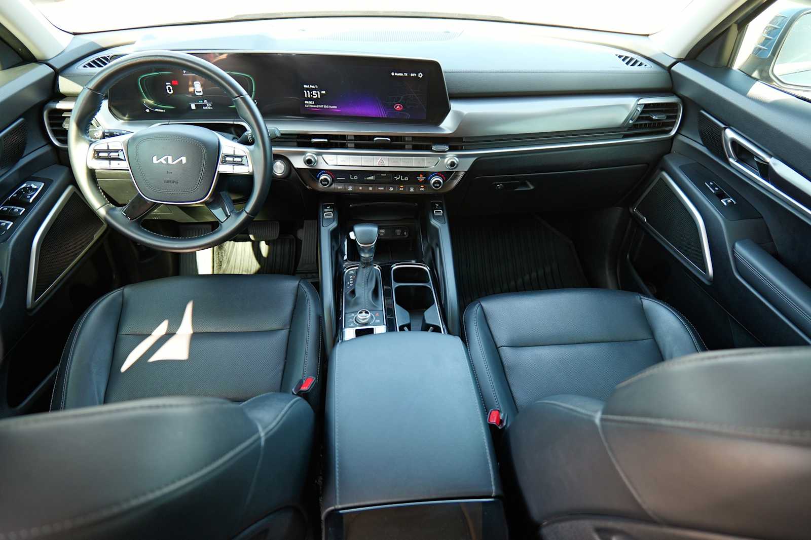 Thumbnail: 2023 Kia Telluride - 26