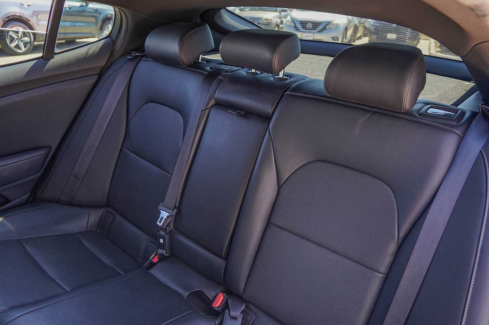 Thumbnail: 2020 Kia Stinger - 31