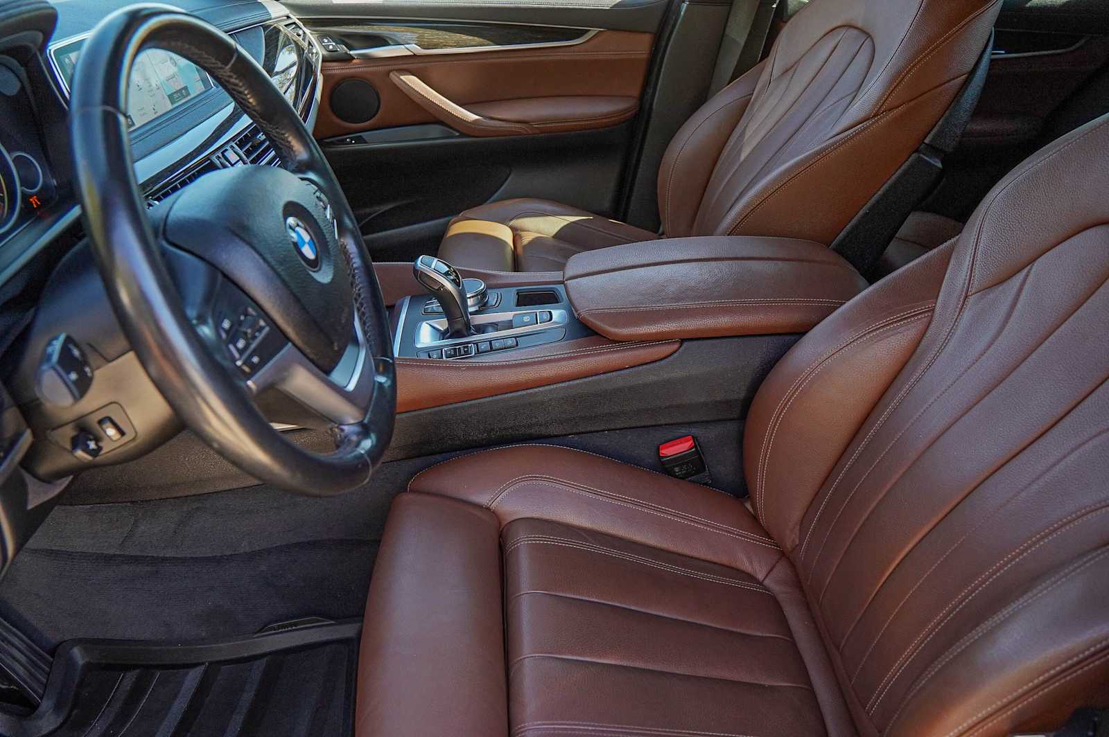 Thumbnail: 2019 BMW X6 - 10