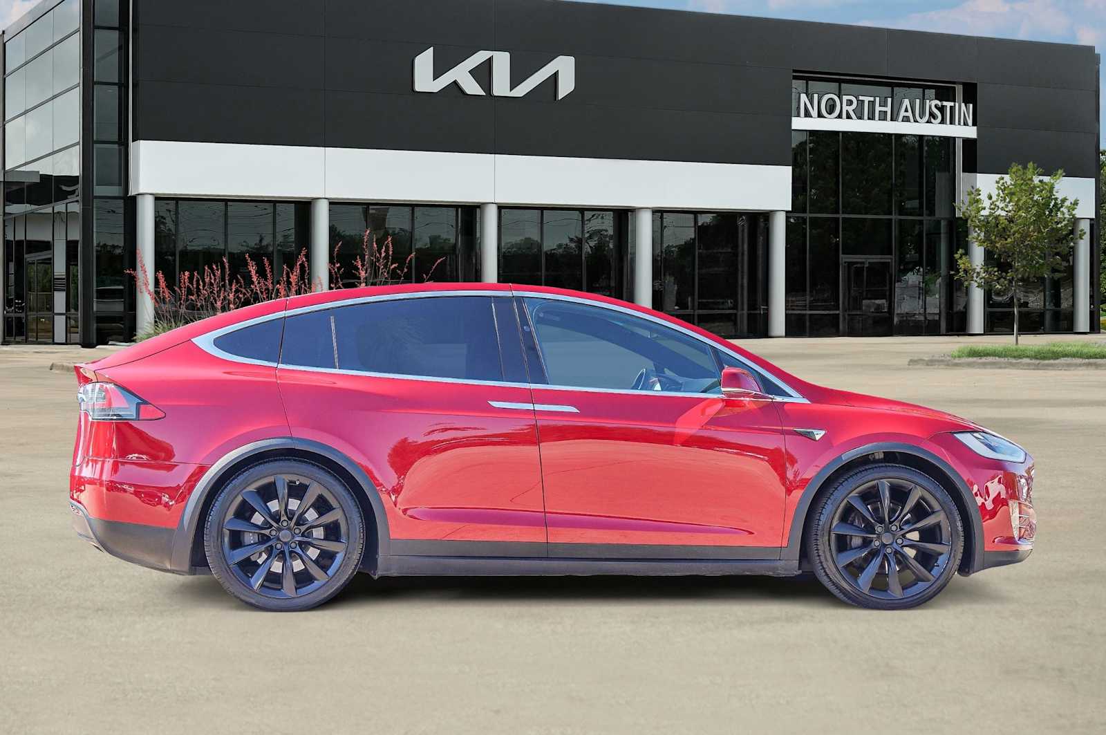 Thumbnail: 2018 Tesla Model X - 7