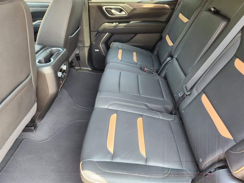 2024 GMC Yukon AT4 31