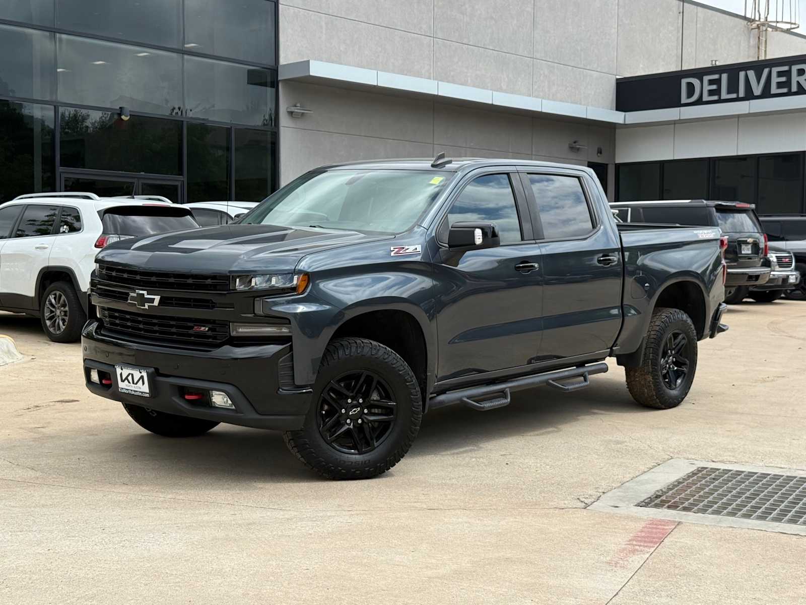 Thumbnail: 2020 Chevrolet Silverado 1500 - 1