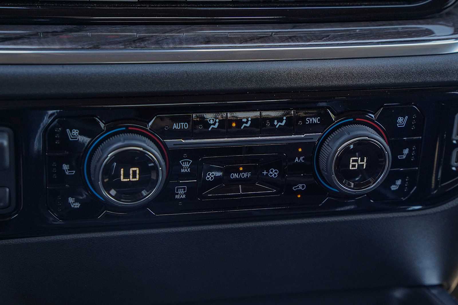 Thumbnail: 2024 Chevrolet Silverado 2500 - 19