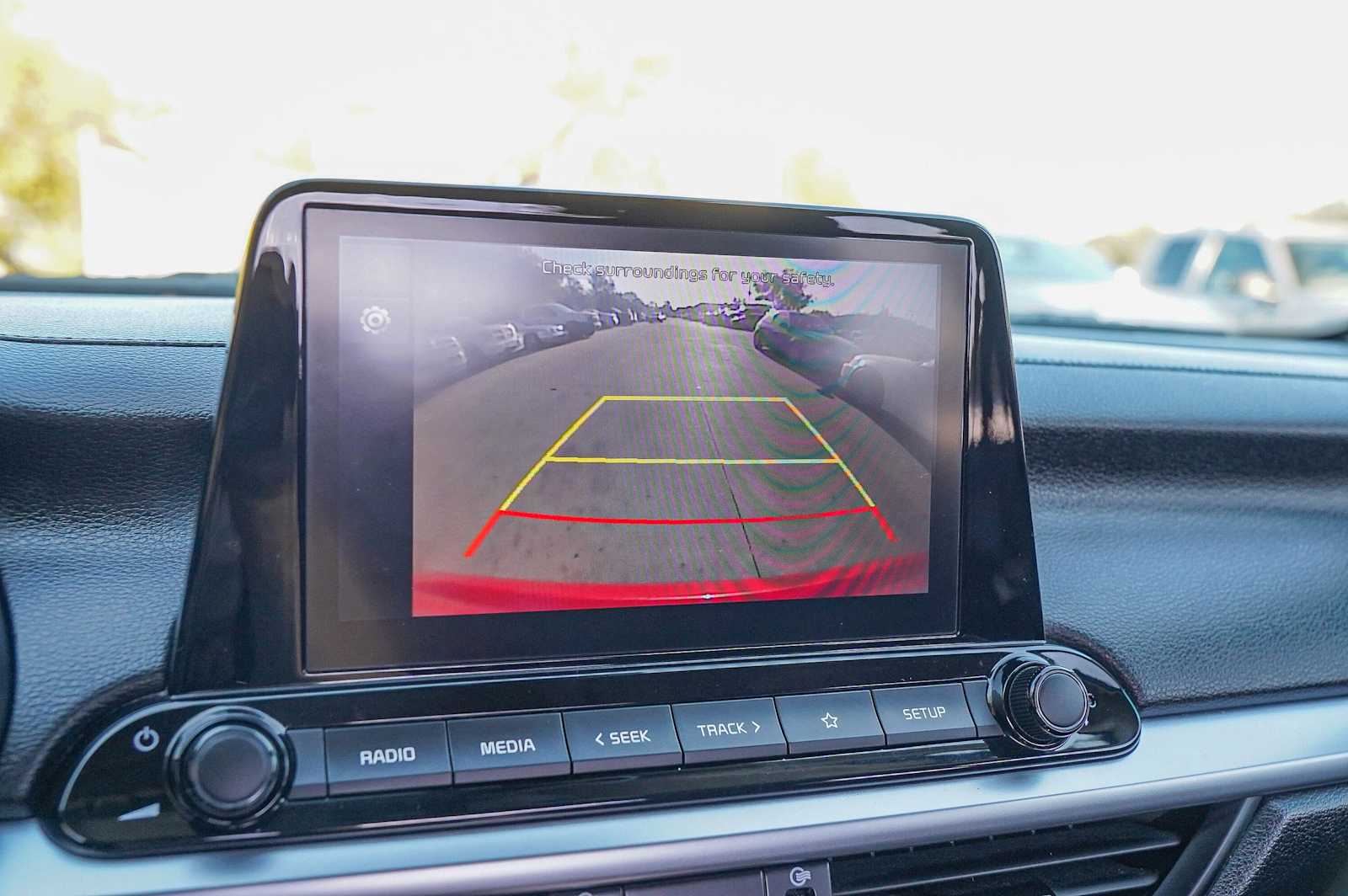 Thumbnail: 2022 Kia Forte - 16