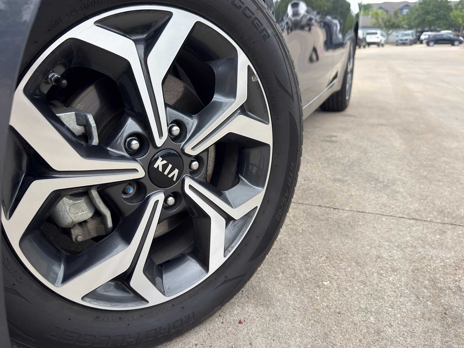 Thumbnail: 2021 Kia Forte - 4