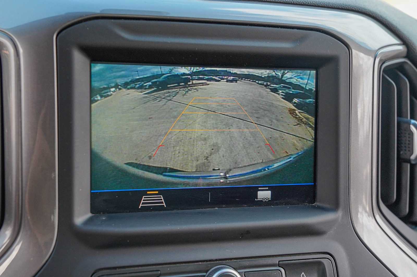 Thumbnail: 2022 Chevrolet Silverado 1500 - 14