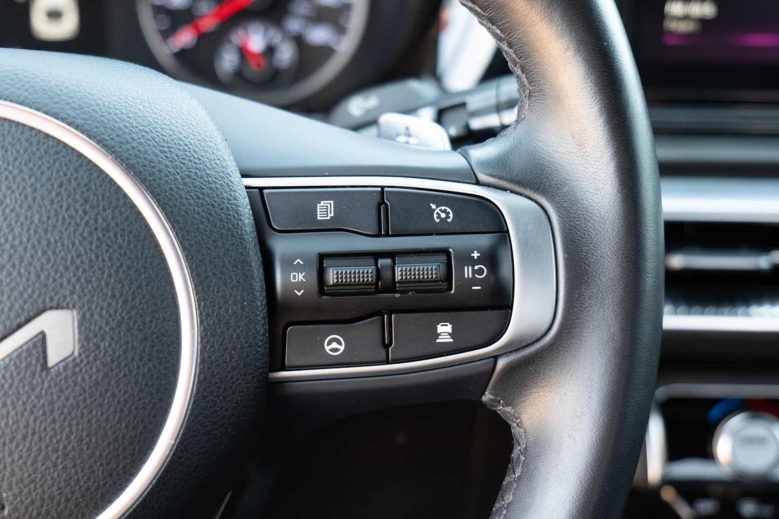 Thumbnail: 2023 Kia K5 - 14