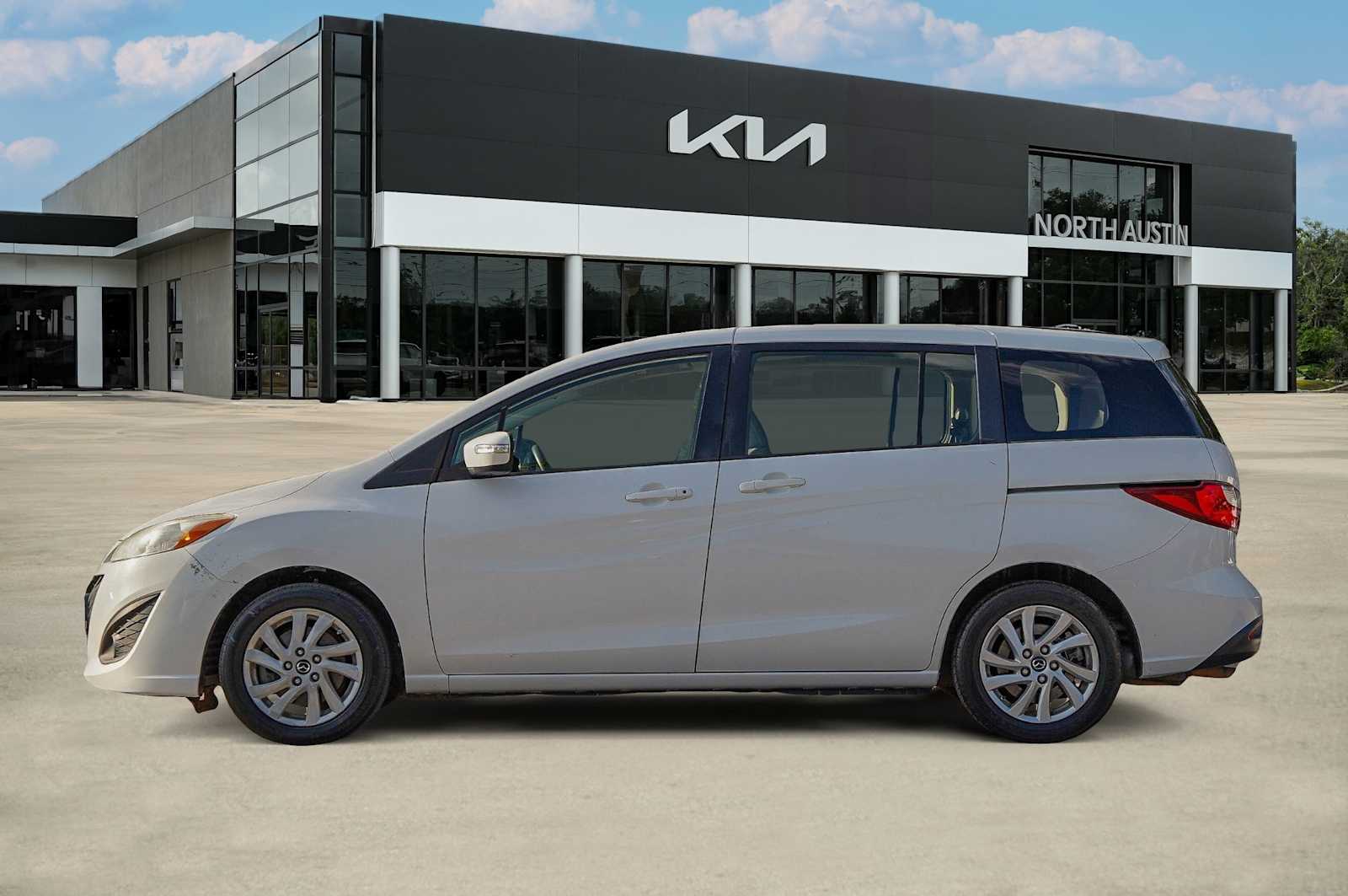 Thumbnail: 2015 Mazda Mazda5 - 4