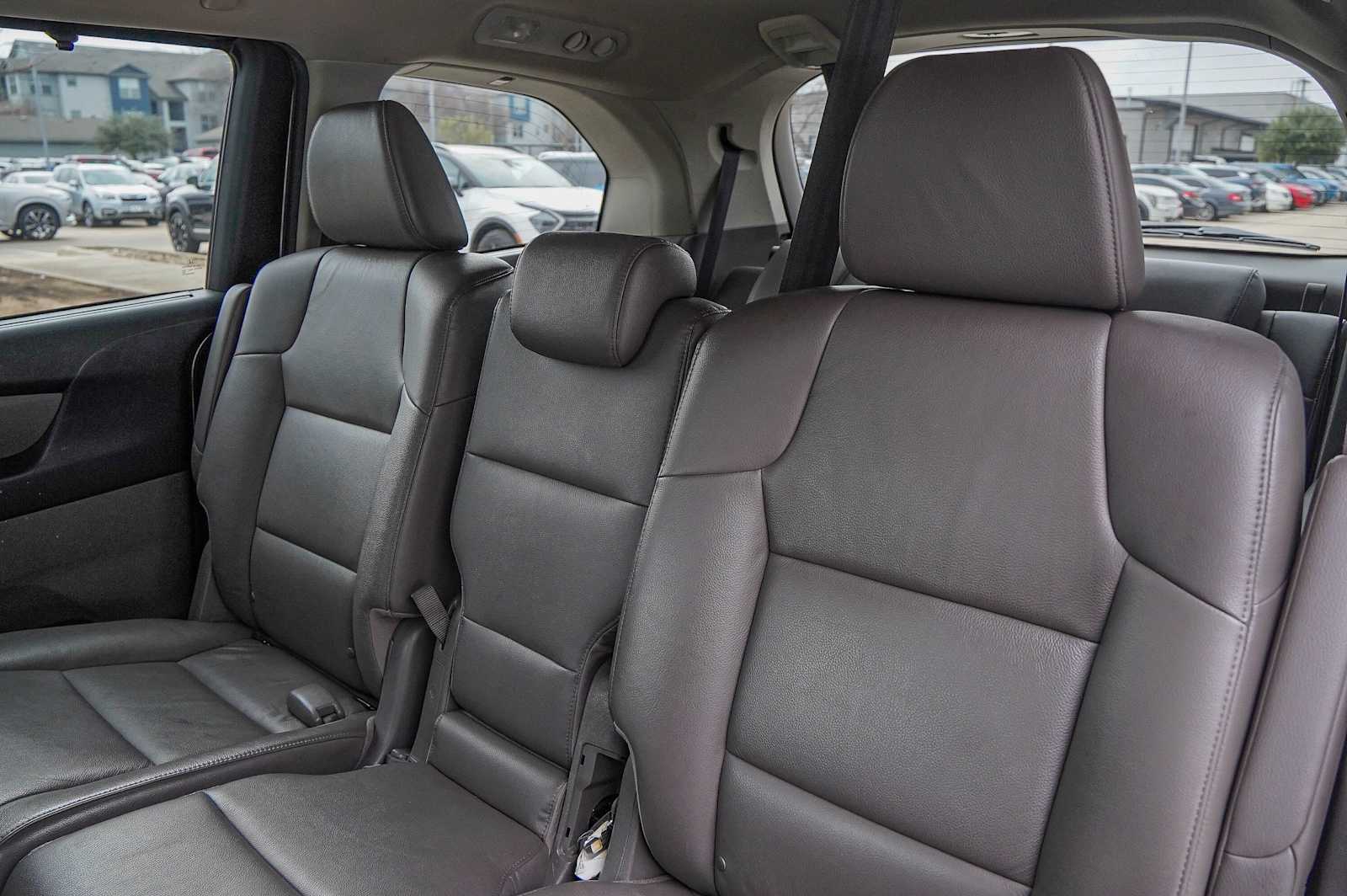 Thumbnail: 2015 Honda Odyssey - 31