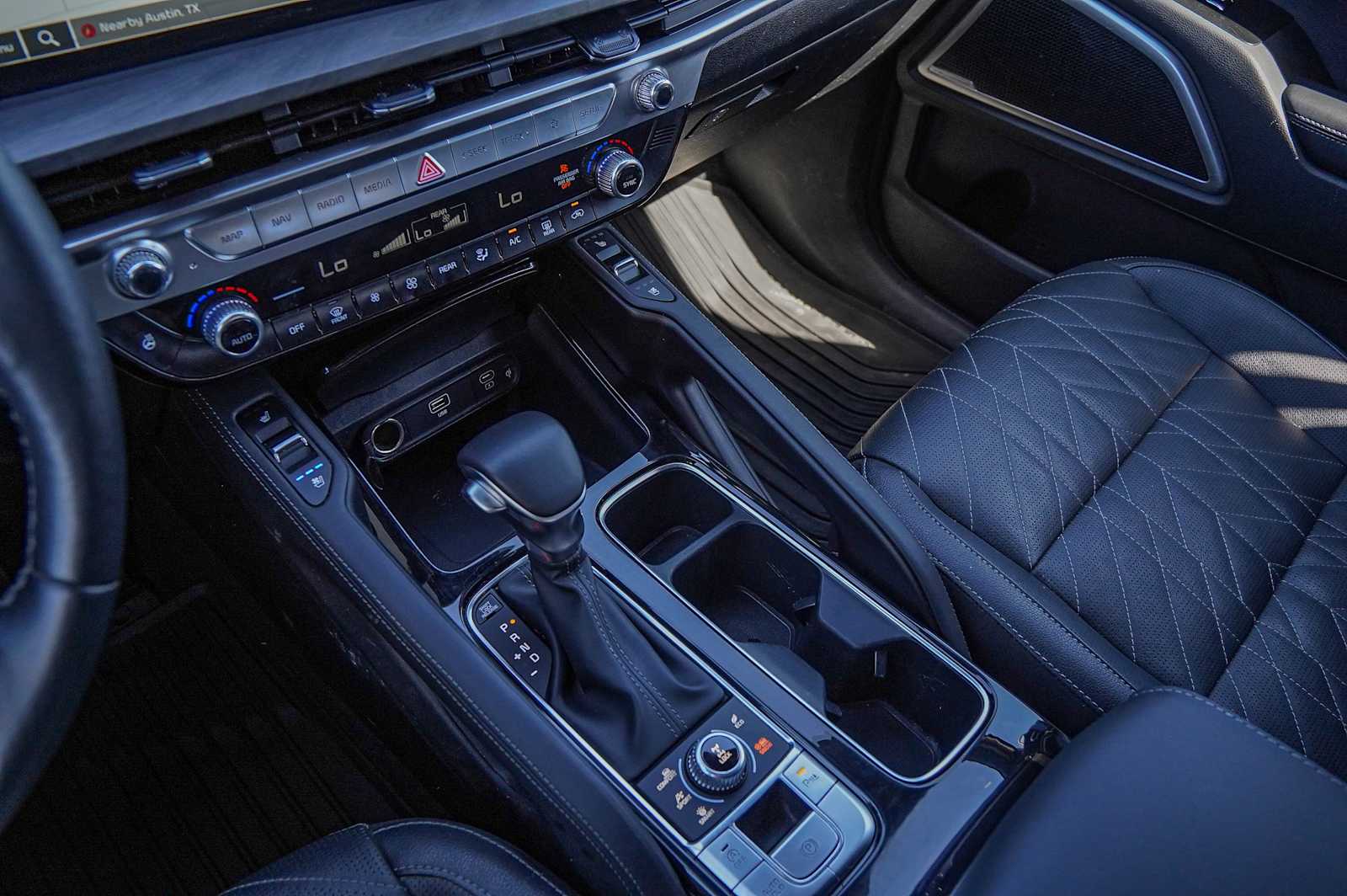 Thumbnail: 2024 Kia Telluride - 19