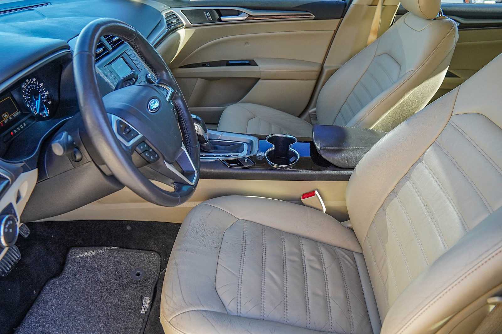 Thumbnail: 2014 Ford Fusion - 10