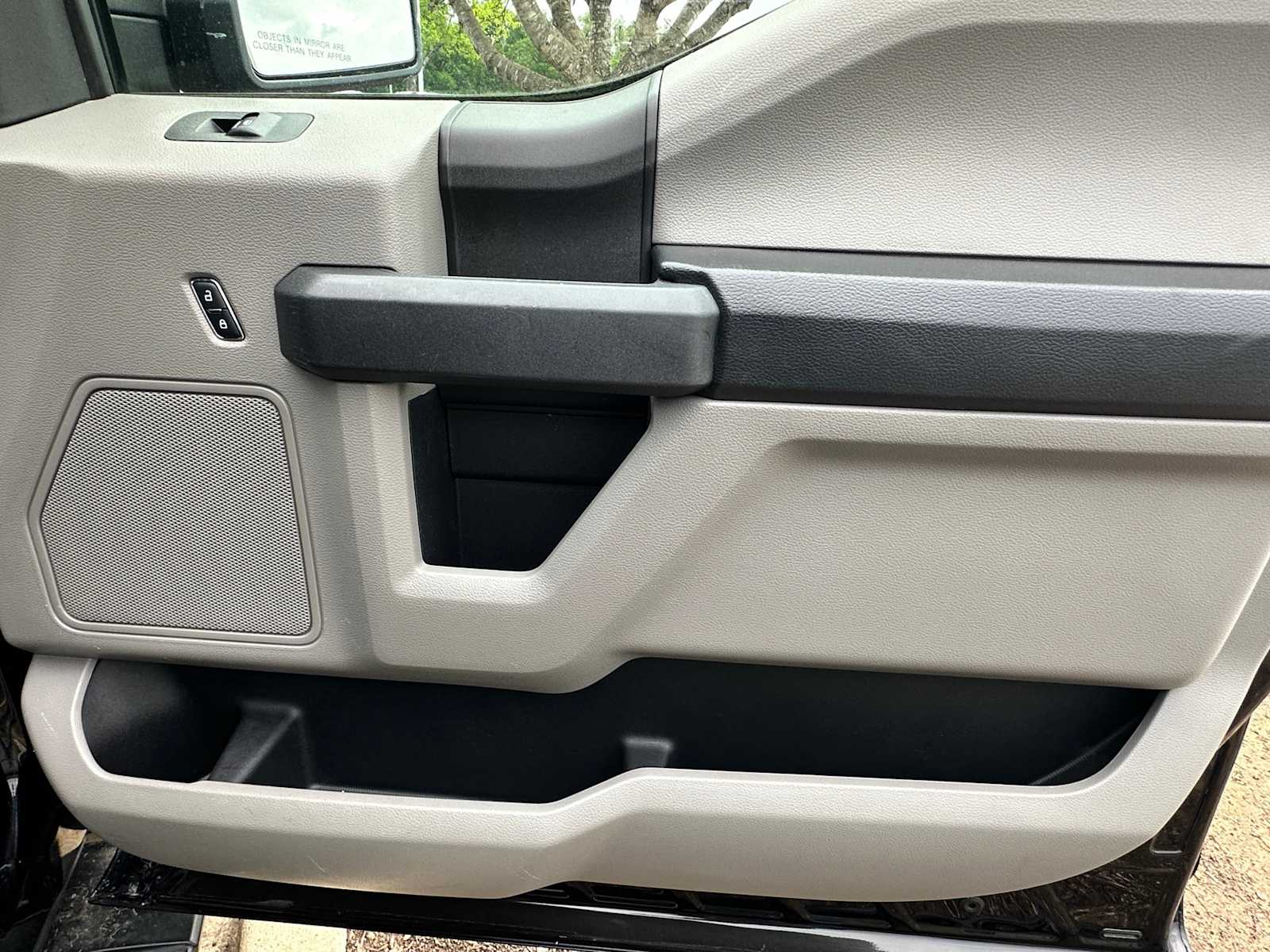 Thumbnail: 2017 Ford F-150 - 20