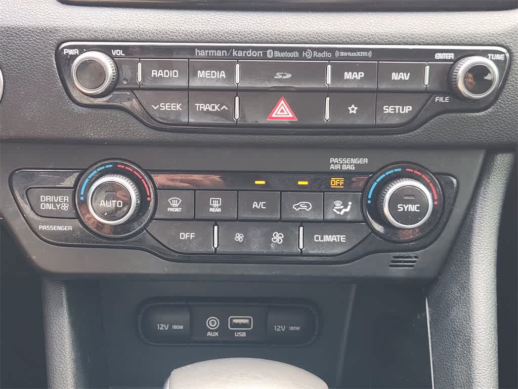 Thumbnail: 2019 Kia Niro - 17