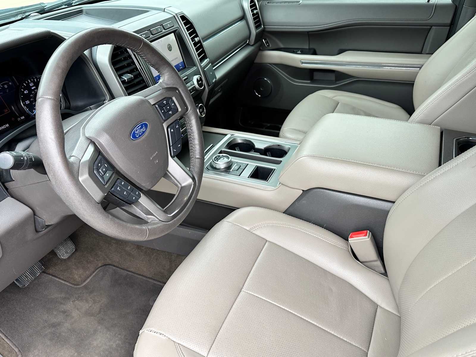 Thumbnail: 2020 Ford Expedition - 8