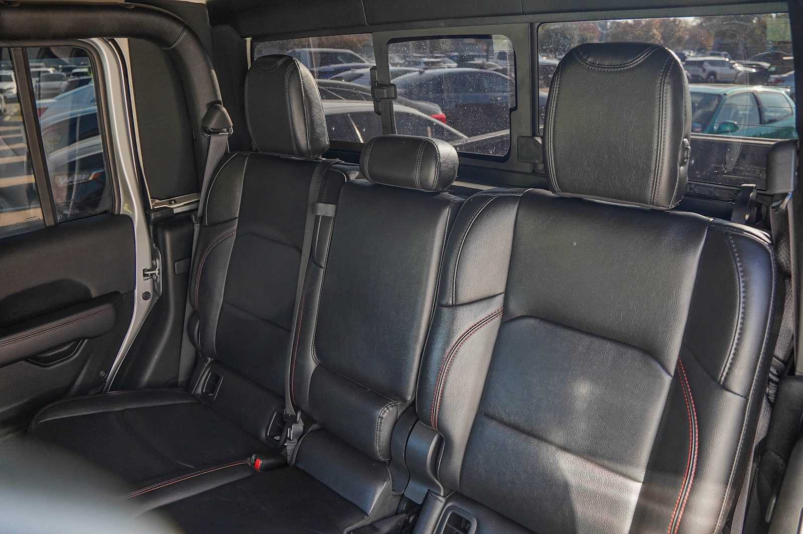 Thumbnail: 2023 Jeep Gladiator - 31