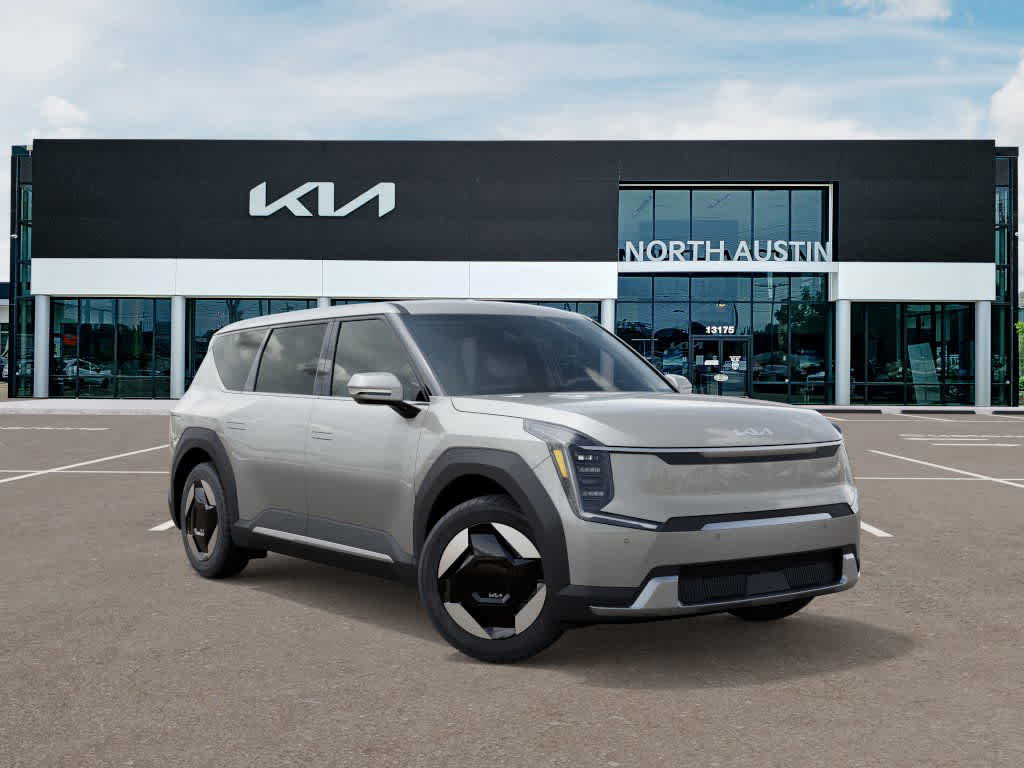 Thumbnail: 2026 Kia EV9 - 8