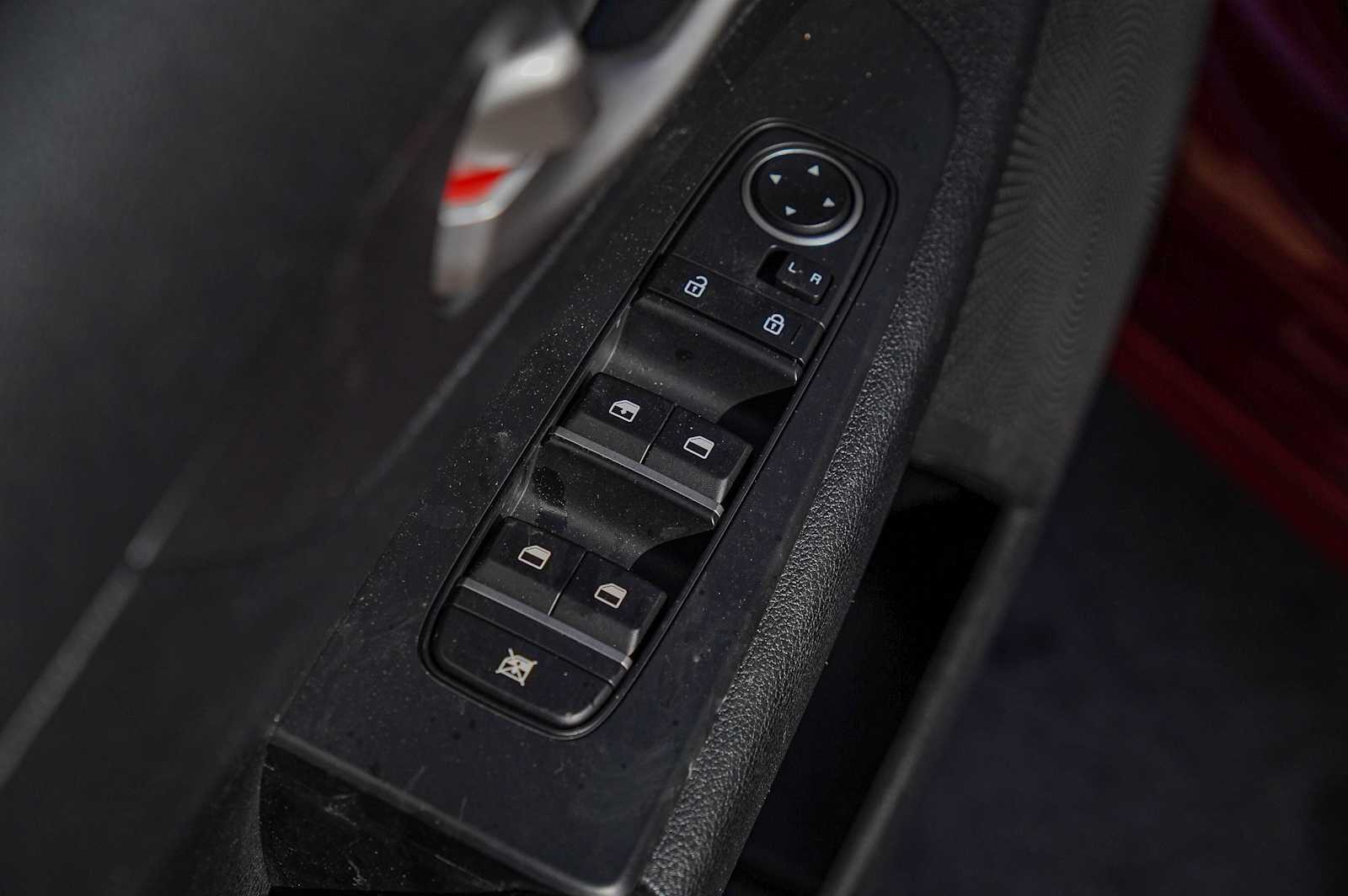 Thumbnail: 2019 Kia Forte - 22