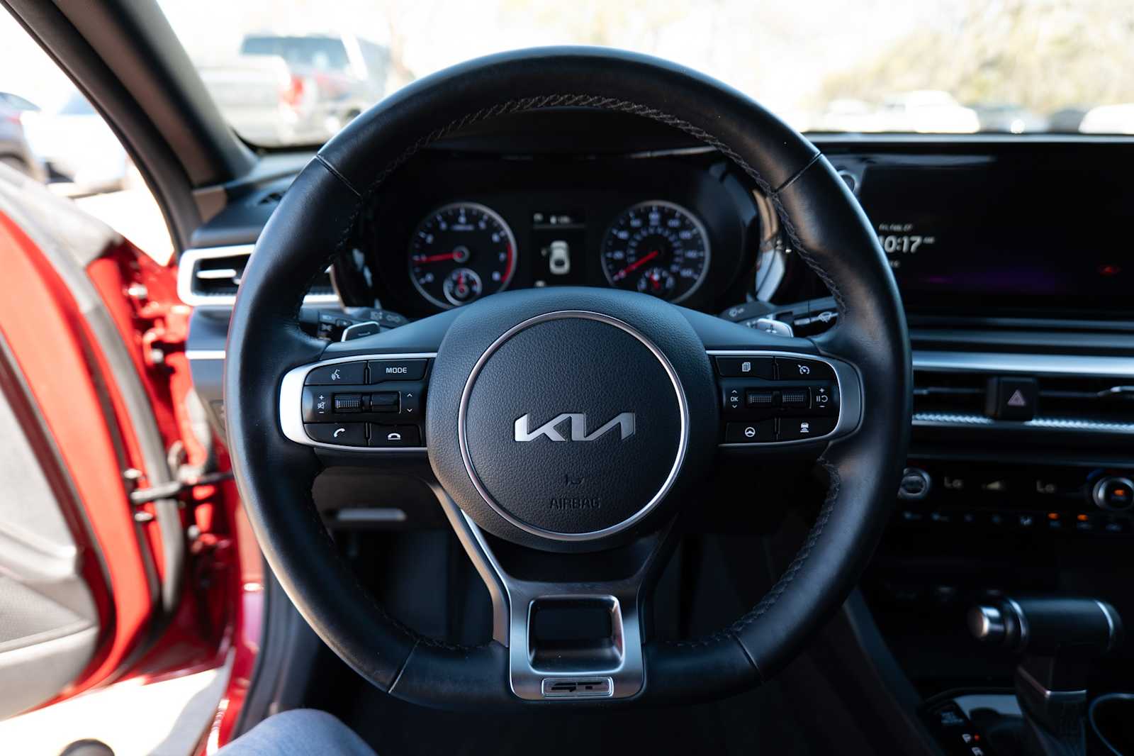 Thumbnail: 2023 Kia K5 - 12