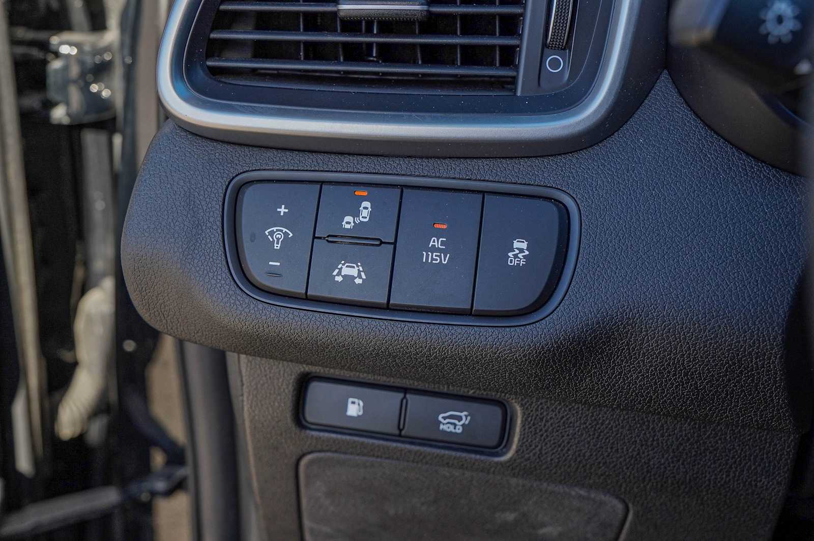 Thumbnail: 2019 Kia Sorento - 20