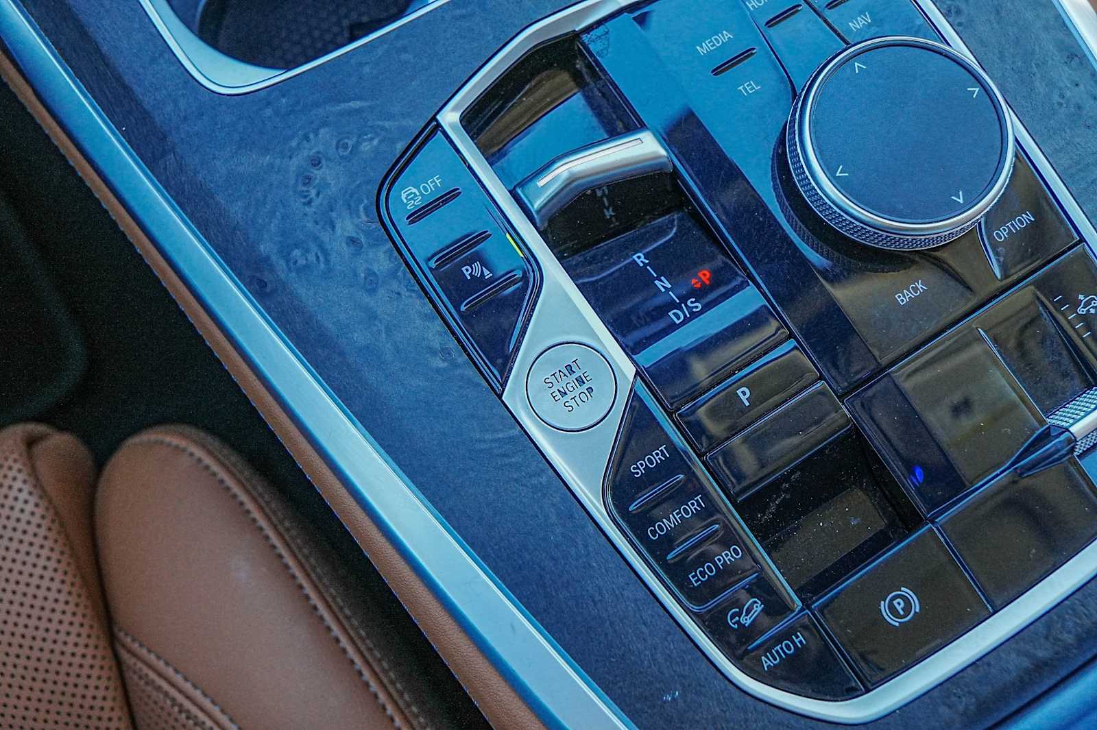 Thumbnail: 2023 BMW X7 - 23